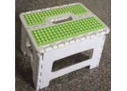 plastic step stool with proof-silp top